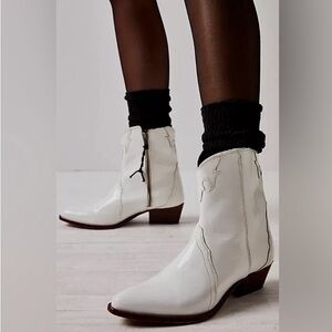 Free People New Frontier western bootie 😍